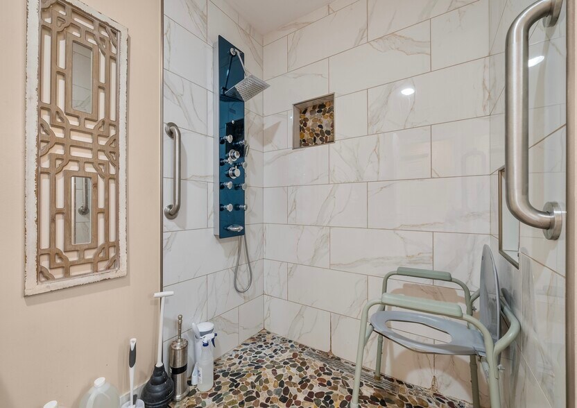 More Photos Of 42165 Patton Pl, Murrieta Healthcare For Sale