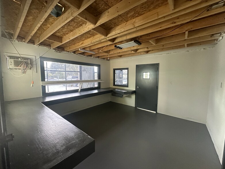 More Photos Of 500 Thornton Rd, Lithia Springs Auto Repair For Lease