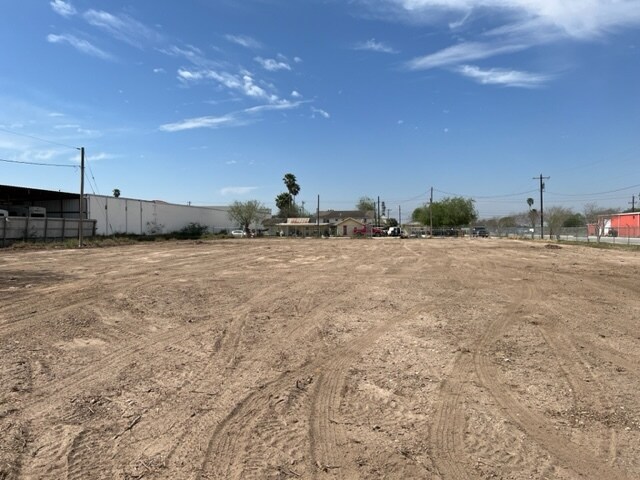 More Photos Of 1710 N Closner Blvd, Edinburg Land For Lease