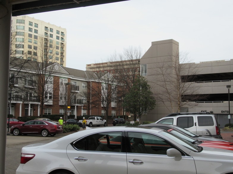 More Photos Of 215 Brooke Ave, Norfolk Office Residential For Sale