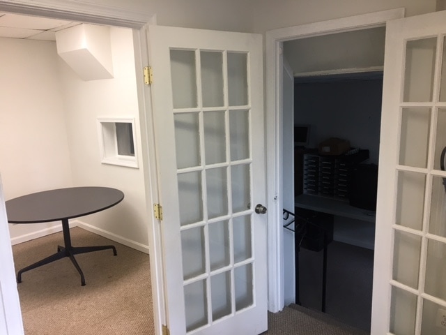 More Photos Of 10090 Main St, Fairfax Office For Lease