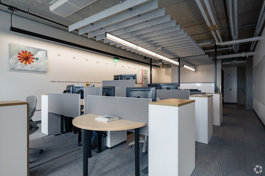 More Photos Of 400 Fairview Ave N, Seattle Office For Lease