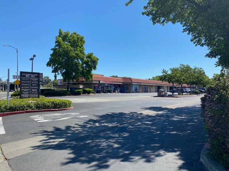 Primary Photo Of 807-831 Davis St, Vacaville Unknown For Lease