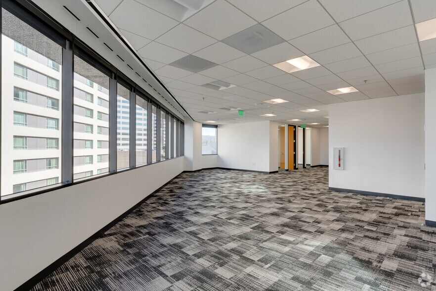 More Photos Of 700 N Central Ave, Glendale Office For Sale