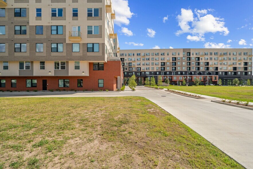 More Photos Of 2315 Navigation Blvd, Houston Unknown For Lease