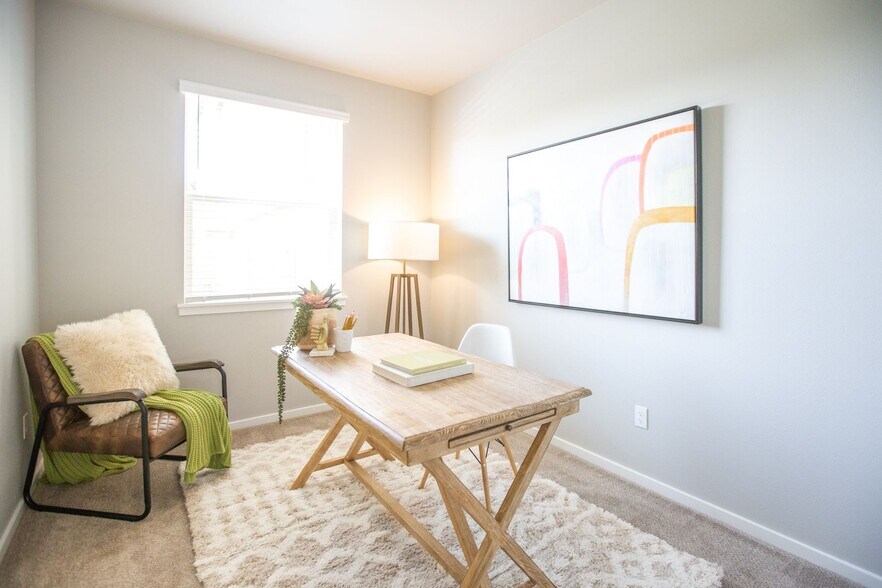 More Photos Of 421 NE 80th Ave, Hillsboro Apartments For Sale