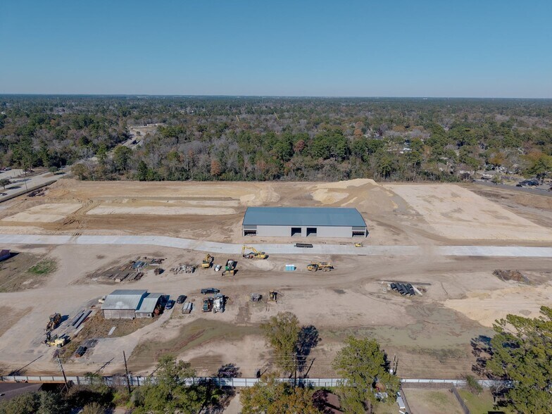 More Photos Of 12638 Huffmeister Rd, Cypress Unknown For Lease