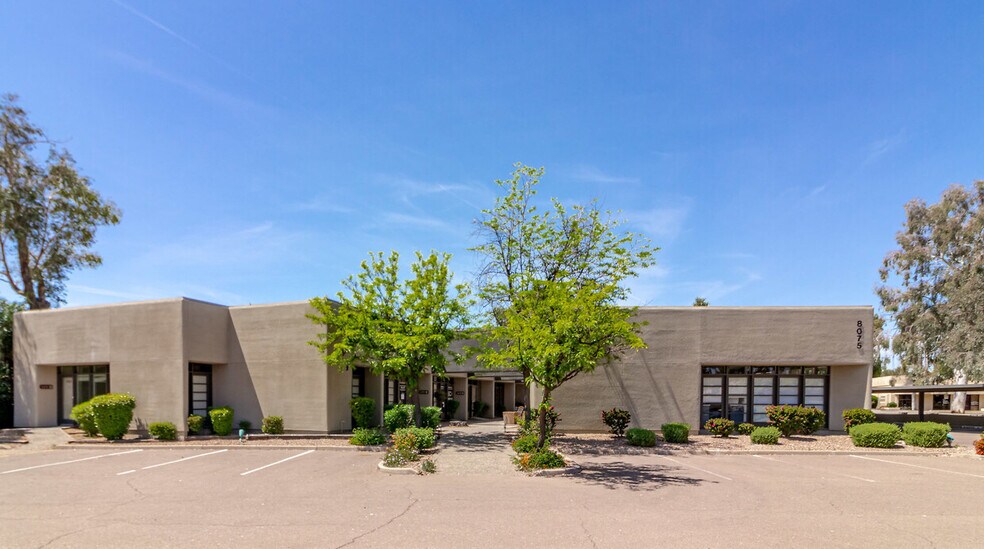 More Photos Of 8075 E Morgan Trl, Scottsdale Medical For Lease