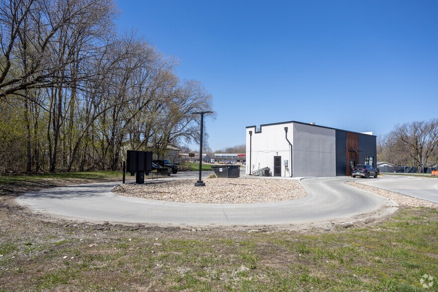 More Photos Of 320 HWY 71 S, Arnolds Park Restaurant For Sale