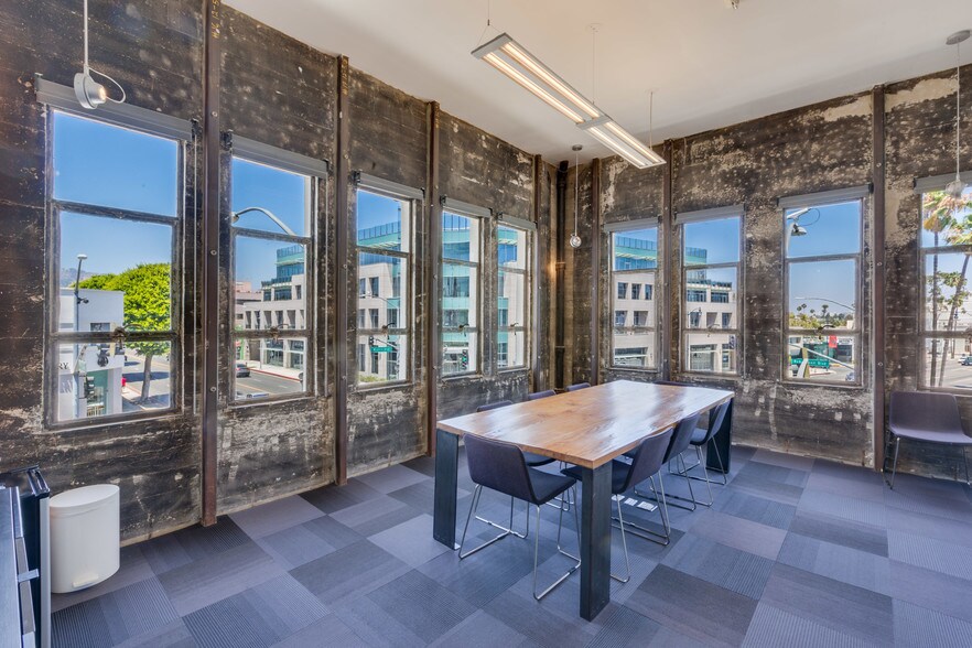 More Photos Of 8800 Wilshire Blvd, Beverly Hills Office For Lease