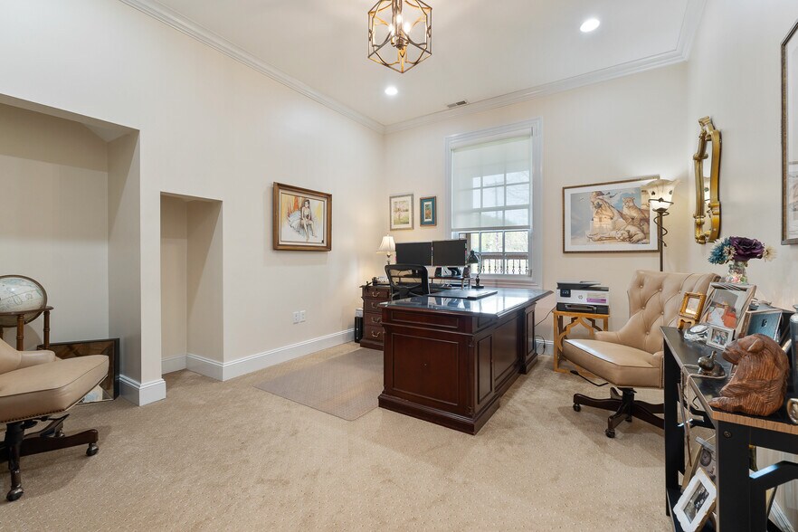 More Photos Of 3139 16th Street Rd, Huntington Medical For Sale