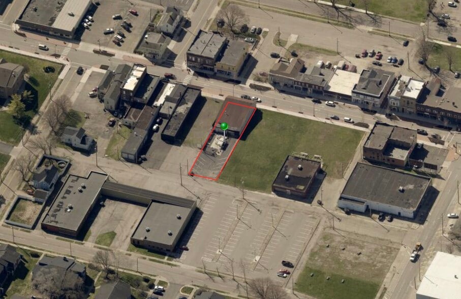 More Photos Of 1357 Central Ave, Middletown Storefront For Sale