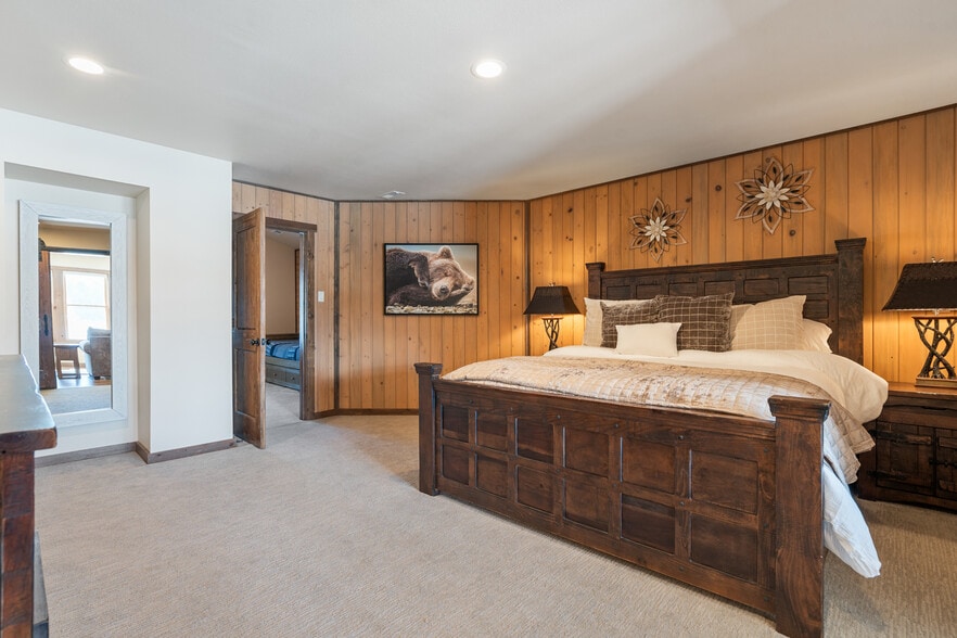More Photos Of 1845 Hodgson Rd, Whitefish Hotel For Sale