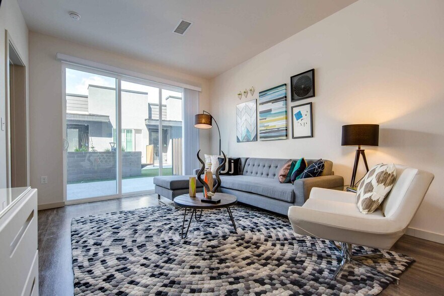 More Photos Of 415 S Cherokee St, Denver Apartments For Lease