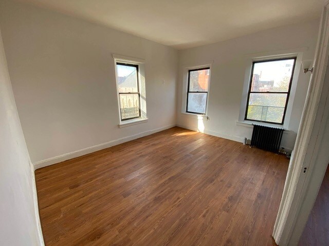 More Photos Of 21 Rutgers St, New York Apartments For Sale