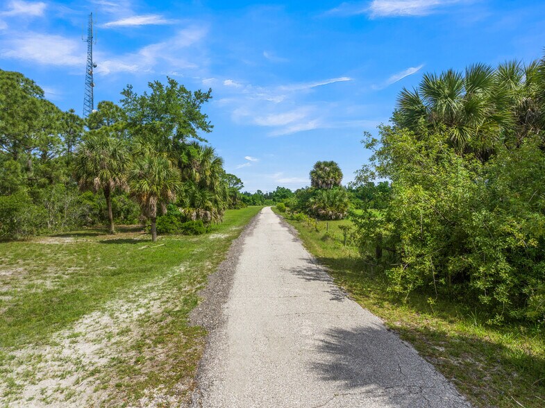 More Photos Of 1520 S River Rd, Englewood Land For Sale