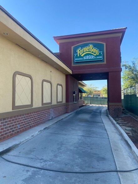 More Photos Of 4920 Gosford Rd, Bakersfield Fast Food For Sale