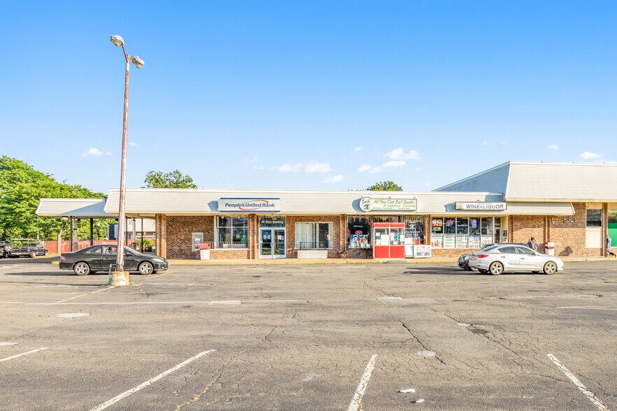 More Photos Of 250 Captain Thomas Blvd, West Haven Unknown For Lease