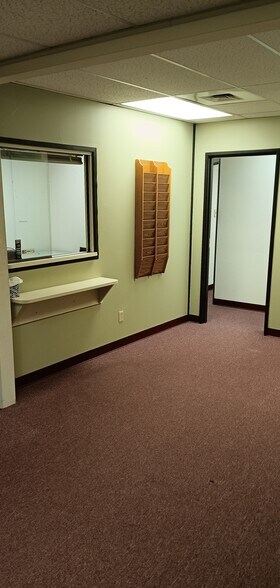 More Photos Of 251 7th St, New Kensington Medical For Sale