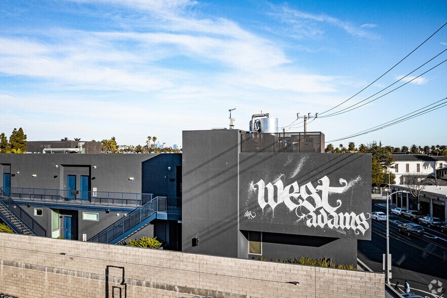 More Photos Of 5135 W Adams Blvd, Los Angeles Apartments For Lease