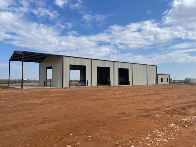 More Photos Of 3922 S County Road 1233, Midland Industrial For Lease