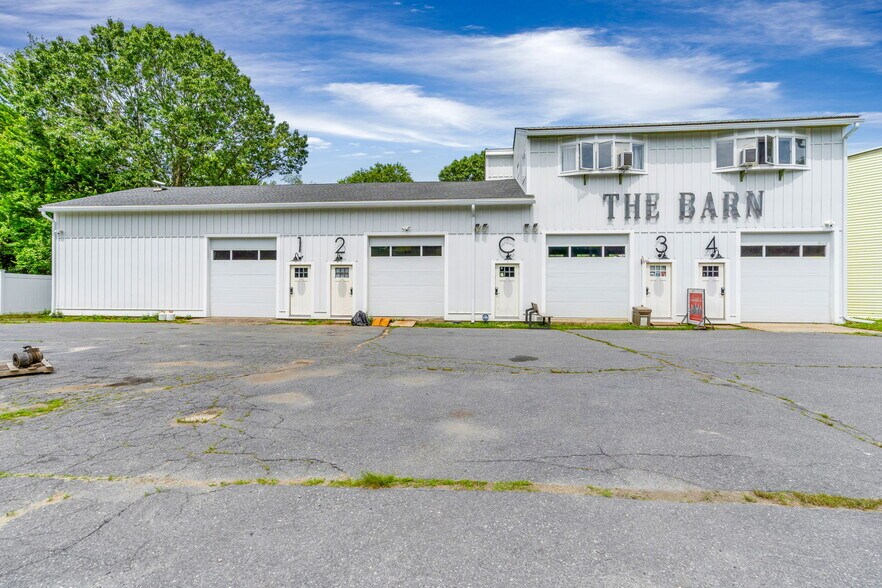 More Photos Of 1190 Liberty Square Rd, Boxborough Warehouse For Sale