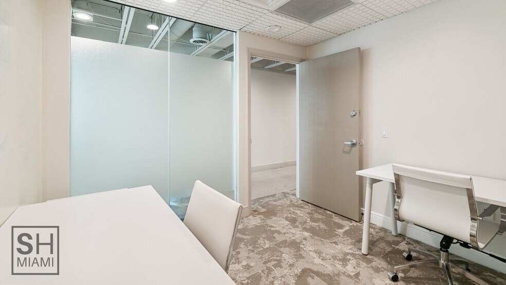 More Photos Of 820 W 41st St, Miami Beach Coworking Space