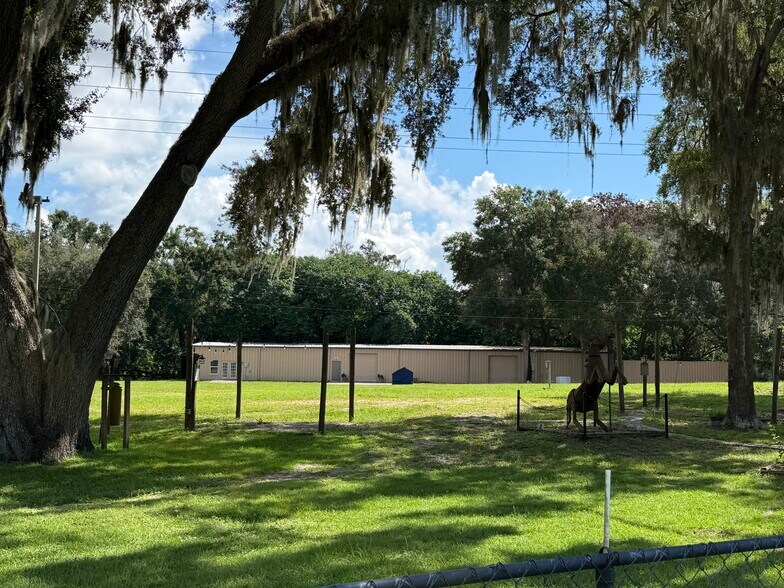 More Photos Of 7800 SE 129th Pl, Summerfield Industrial For Sale