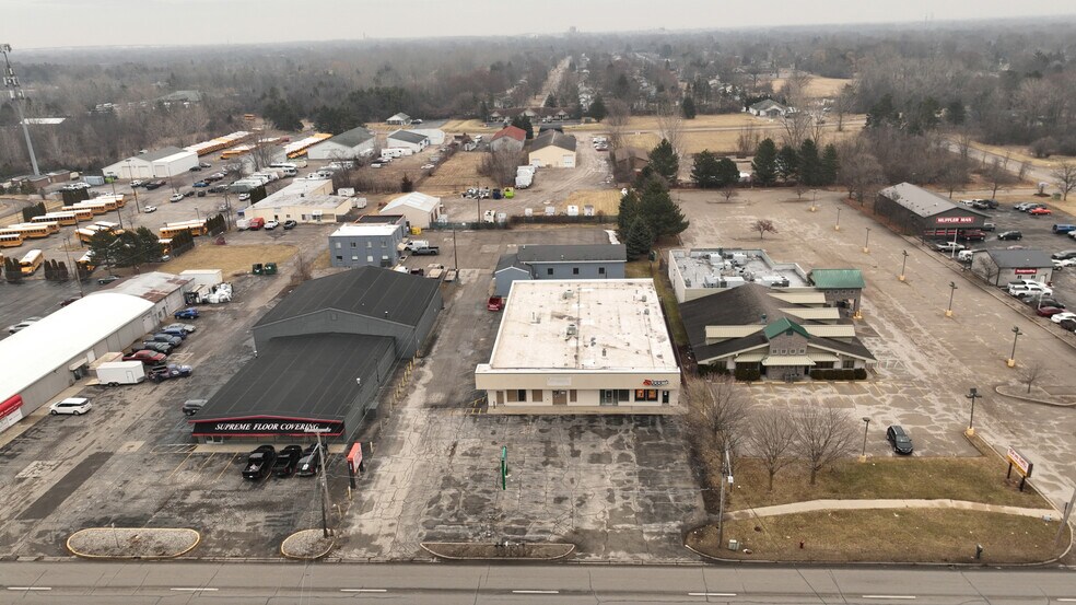 More Photos Of 3220 Bay Rd, Saginaw Storefront For Sale