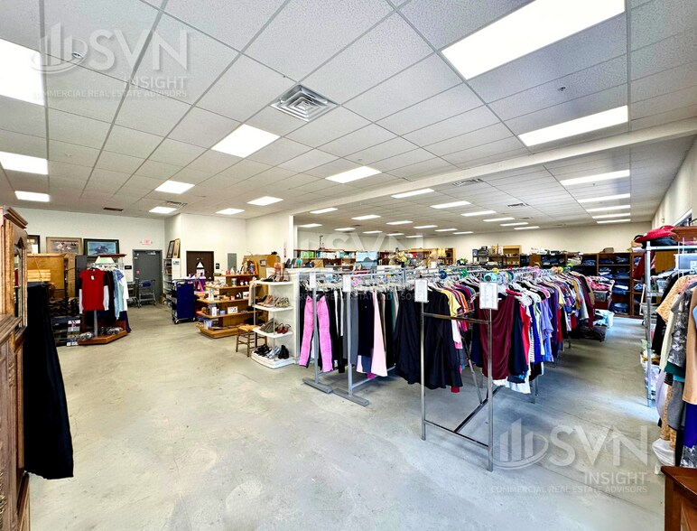 More Photos Of 790 S State St, San Jacinto Restaurant For Lease