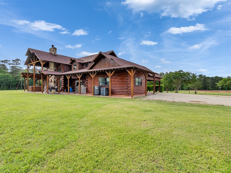 More Photos Of 325 Forest Service 217 Rd, Shepherd Specialty For Sale