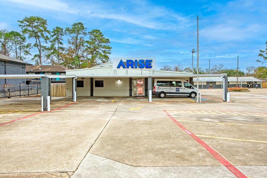 More Photos Of 803 Curtin St, Houston Religious Facility For Sale