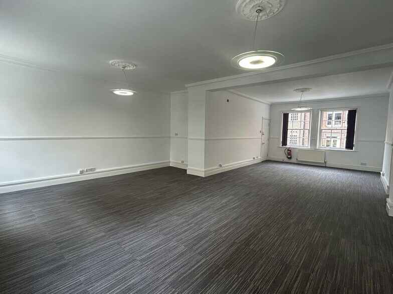 More Photos Of 62 Wellington St, Leeds Office For Lease