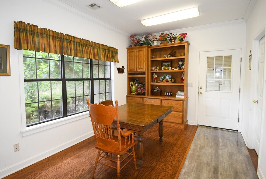 More Photos Of 7687 OK-10, Tahlequah Hospitality For Sale