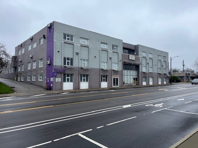 Primary Photo Of 797 E Market St, Akron Apartments For Sale