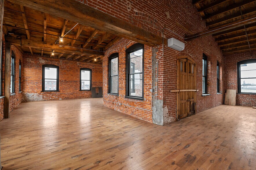 More Photos Of 2722 N Hancock St, Philadelphia Loft Creative Space For Lease