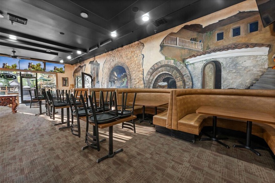 More Photos Of 560 Pine Knot Ave, Big Bear Lake Freestanding For Sale