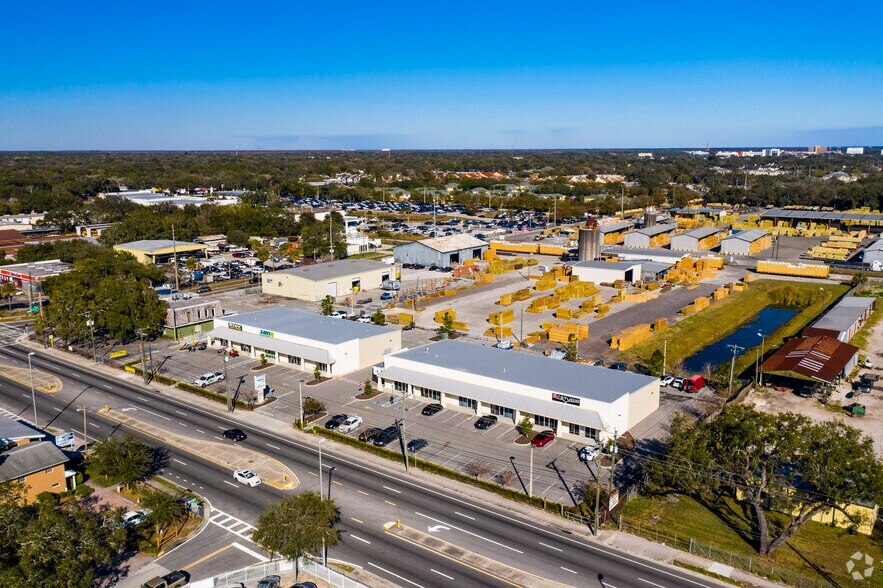 More Photos Of 12911-12921 N Nebraska Ave, Tampa Flex For Lease