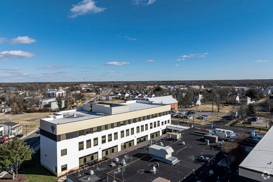 More Photos Of 1510 N 28th St, Richmond Medical For Lease