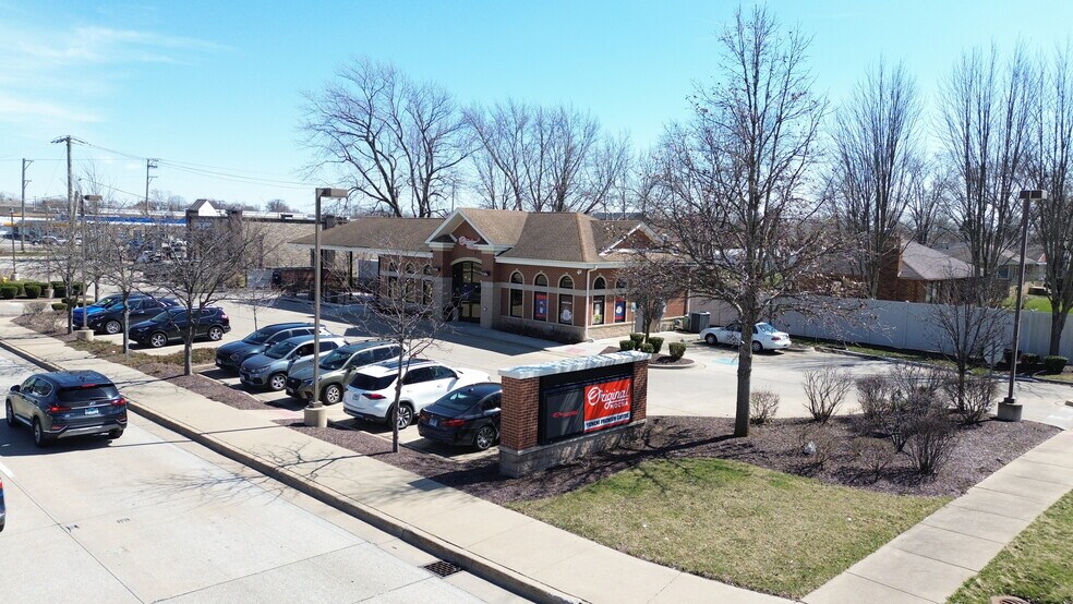 More Photos Of 7231 171ST St, Tinley Park Fast Food For Lease