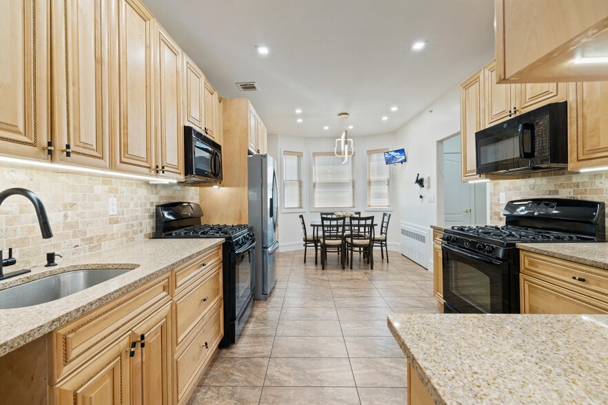 More Photos Of 68 Main St, Monsey Apartments For Sale