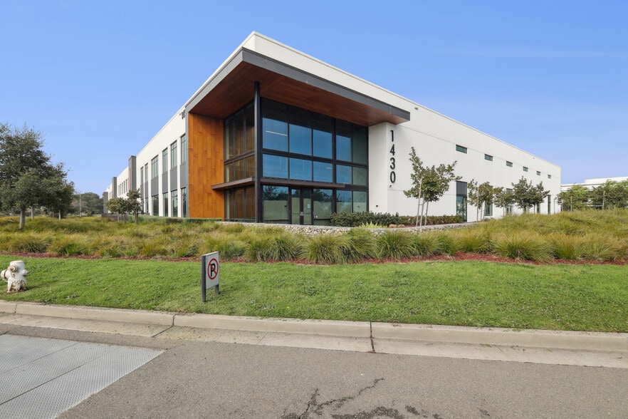 More Photos Of 2115 North Loop Rd, Alameda Unknown For Lease