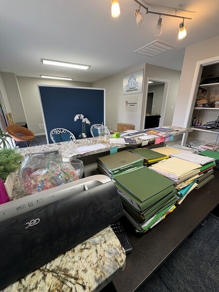 More Photos Of 1224 Executive Blvd, Chesapeake Showroom For Sale