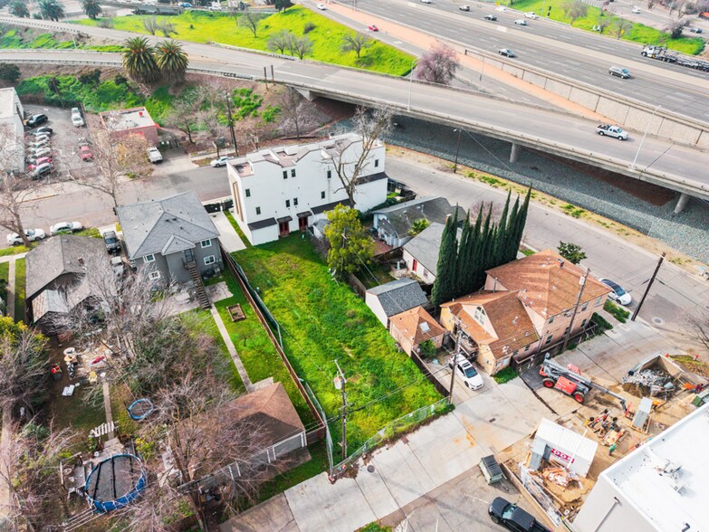 More Photos Of 2031 30th St, Sacramento Apartments For Sale