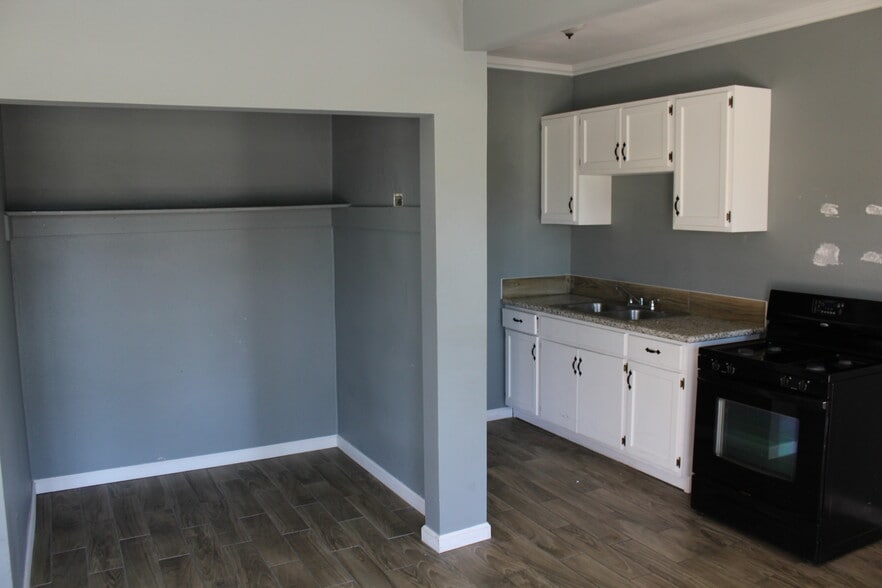 More Photos Of 901 N Arrowhead Ave, San Bernardino Apartments For Sale