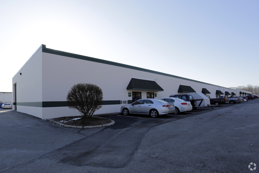 Primary Photo Of 5508 Elmwood Ave, Indianapolis Warehouse For Lease