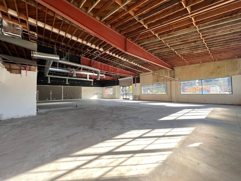 More Photos Of 600 Lairport St, El Segundo Warehouse For Lease
