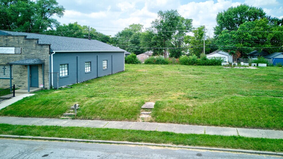 More Photos Of 2044 N Olney St, Indianapolis Land For Sale