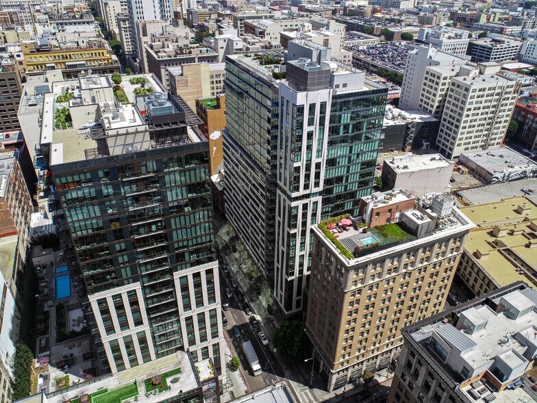 More Photos Of 755 S Spring St, Los Angeles Apartments For Lease