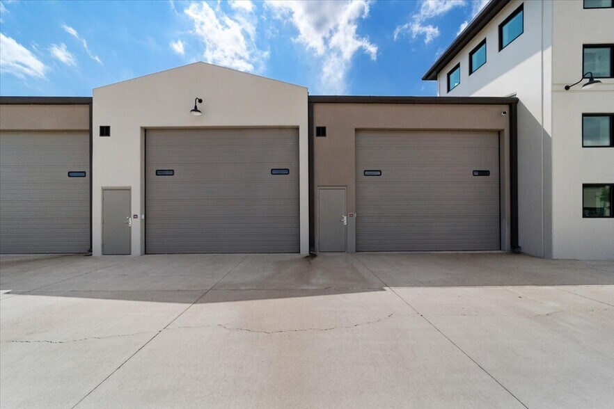 More Photos Of 1931 Liggett Rd, Castle Rock Self Storage For Sale